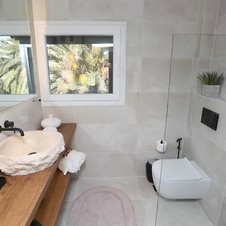 Tropicalia Lejlighed Kriopigi